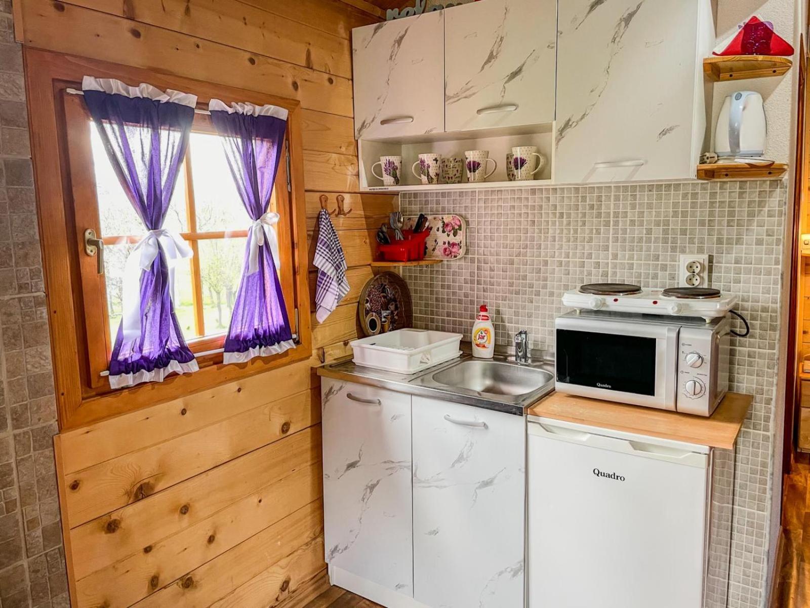 Cottage La Sierra With Jacuzzi コレニツァ エクステリア 写真