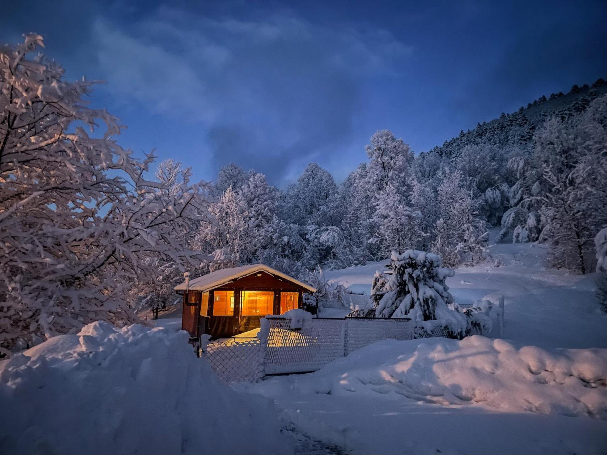 Cottage La Sierra With Jacuzzi コレニツァ エクステリア 写真