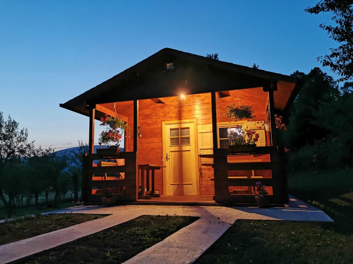 Cottage La Sierra With Jacuzzi コレニツァ エクステリア 写真